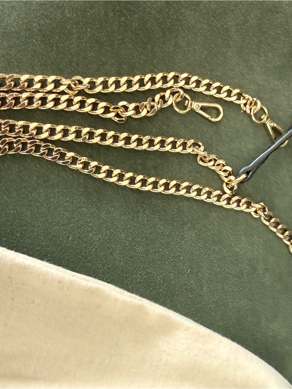 Stow London Mini Curve Crossbody Bag in Leather with Gold Chain Strap - Picture 12 of 13